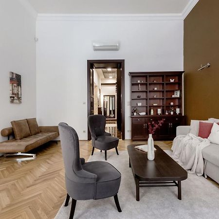 Luxe, Historic Home Near Downtown Landmarks 19Th Century Budapeszt Zewnętrze zdjęcie
