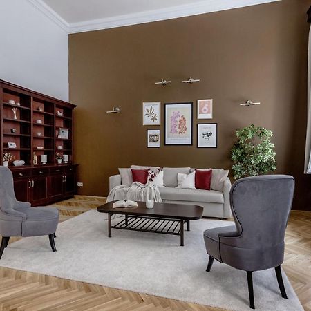 Luxe, Historic Home Near Downtown Landmarks 19Th Century Budapeszt Zewnętrze zdjęcie