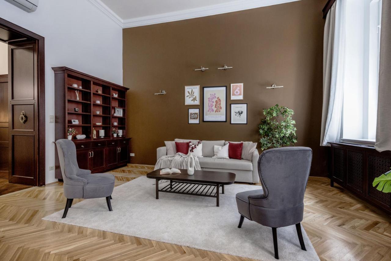 Luxe, Historic Home Near Downtown Landmarks 19Th Century Budapeszt Zewnętrze zdjęcie