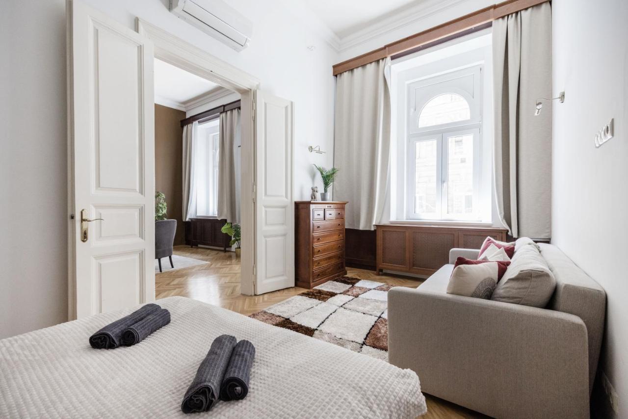 Luxe, Historic Home Near Downtown Landmarks 19Th Century Budapeszt Zewnętrze zdjęcie